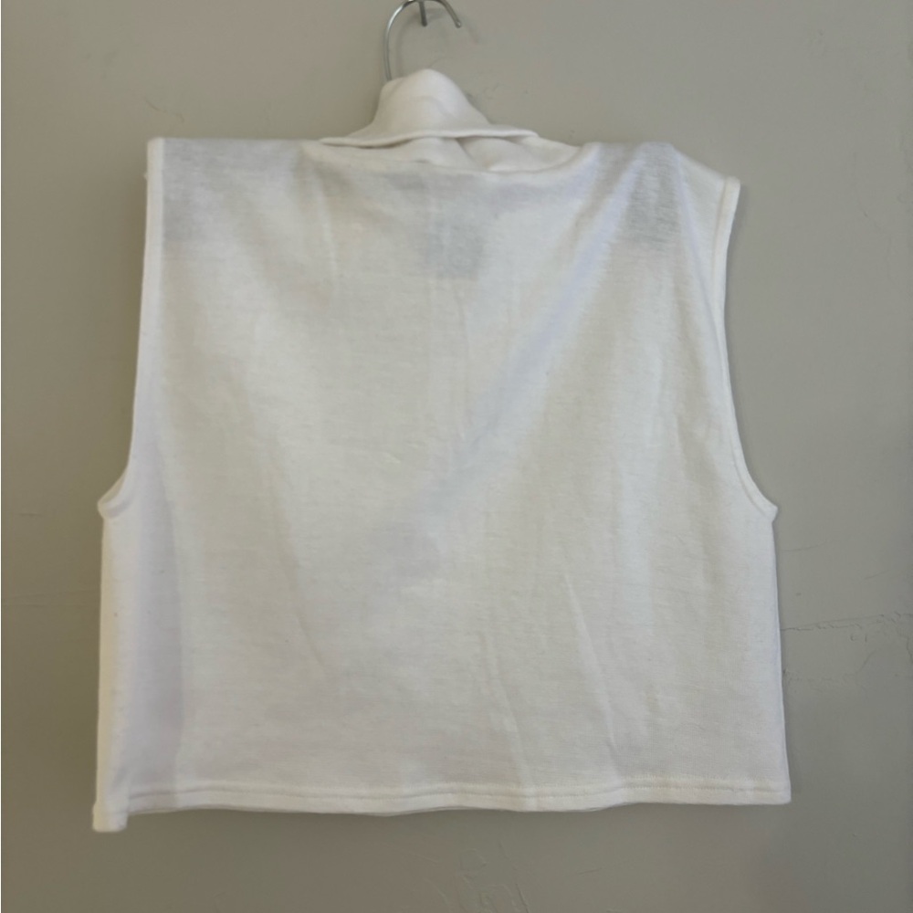 White Stag Cropped White Turtleneck – Size L/XL - Picture 4 of 8
